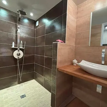 La Du Soleil * Nîmes